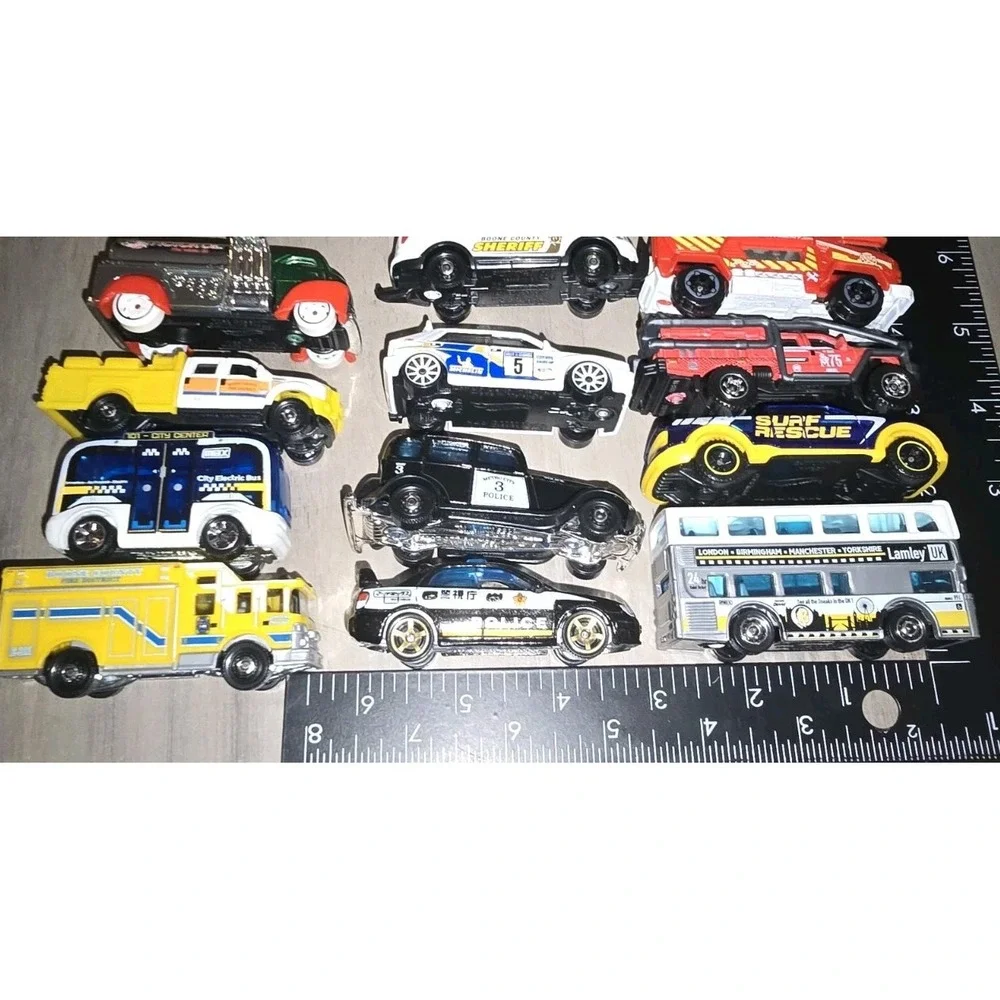 Fire City Recue double decker Lot Of 12  Assorted Loose Hot Wheels Matchbox  Euc